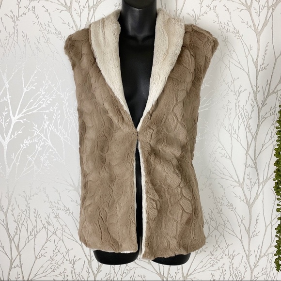 ALFRED DUNNER Reversible Faux Fur First Frost Vest NWT 14 Soft Warm - Picture 5 of 16